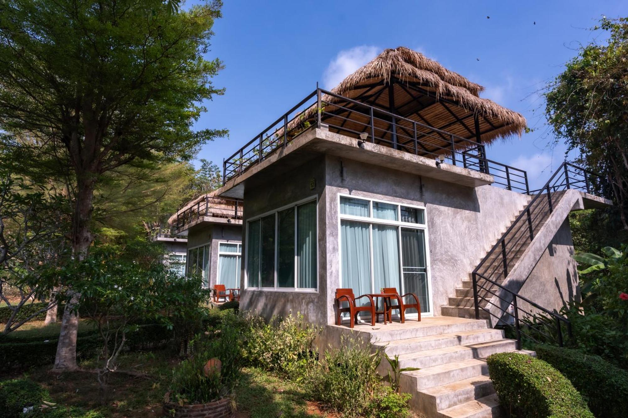 Koh Mak White Sand Beach Exterior photo